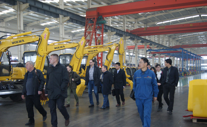 俄羅斯客戶(hù)訪(fǎng)問(wèn)沃爾華集團(tuán)