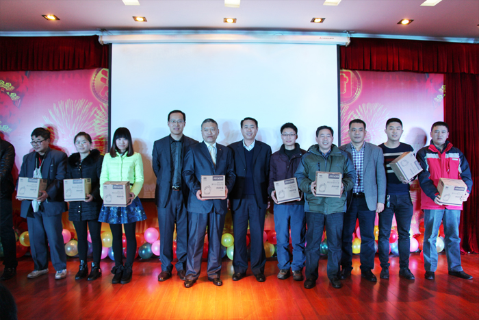 喜迎羊年共歡樂(lè)，實(shí)現(xiàn)跨越沃爾華