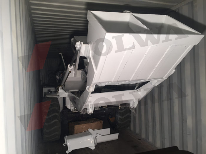 沃爾華集團2臺混凝土自動上料車順利出口法國 沃爾華集團2臺混凝土自動上料車順利出口法國