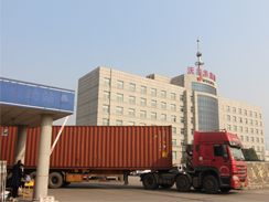 沃爾華集團2臺輪式挖掘機出口中東地區(qū)