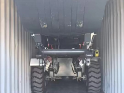 沃爾華集團(tuán)一臺(tái)自上料攪拌車(chē)出口歐洲市場(chǎng)