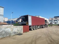 沃爾華集團2臺輪式挖掘機出口東南亞地區(qū)